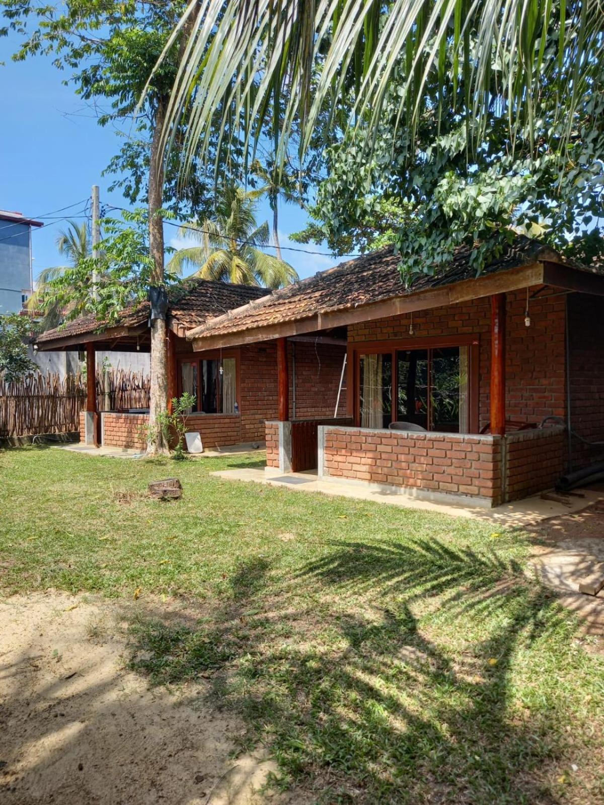 Click Hiriketiya Hotel Dickwella Exterior photo